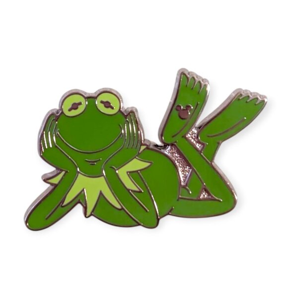 The Muppets Disney Pin: Green Color Story Kermit Laying Down - Picture 2 of 5